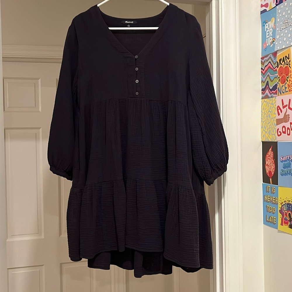 Blackish navy linen dress